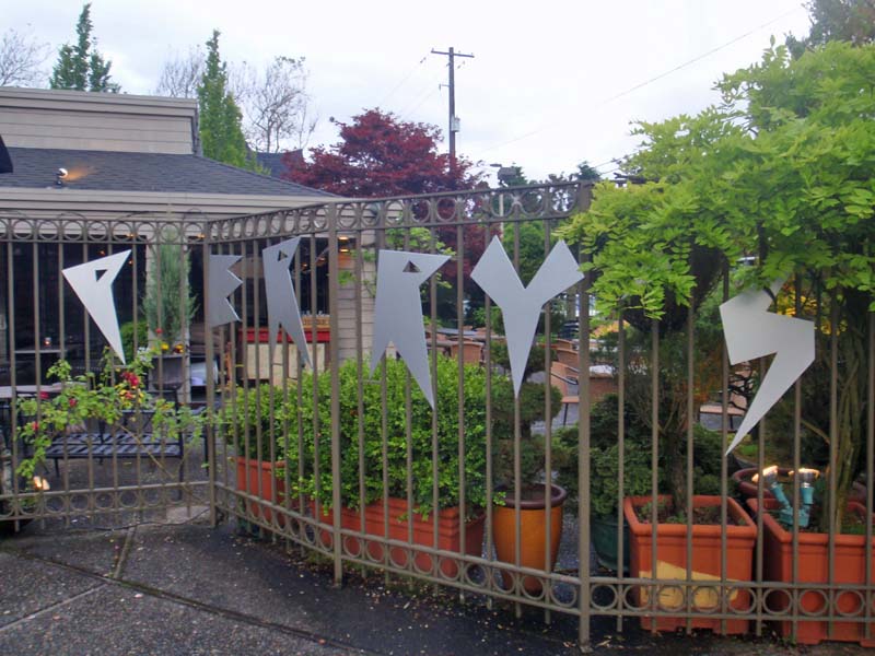 Happy Hour | Perry's on Fremont | Drink Portland